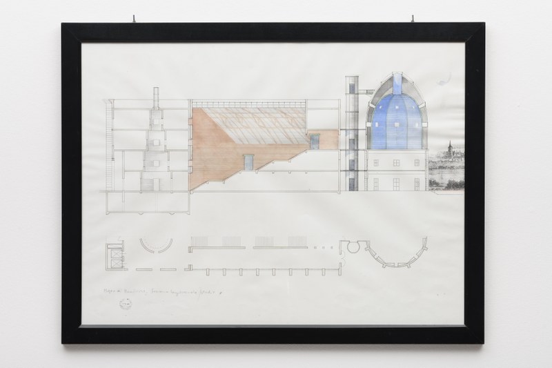 Ontwerp Bonnefantenmuseum: lengtedoorsnede middenvleugel, "Sezione longitudinale, studio"